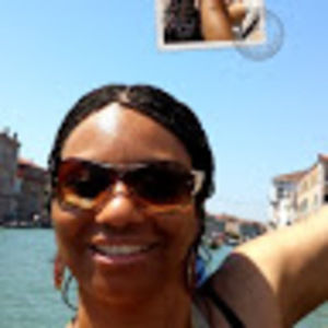 Meet your Posher, Alesia